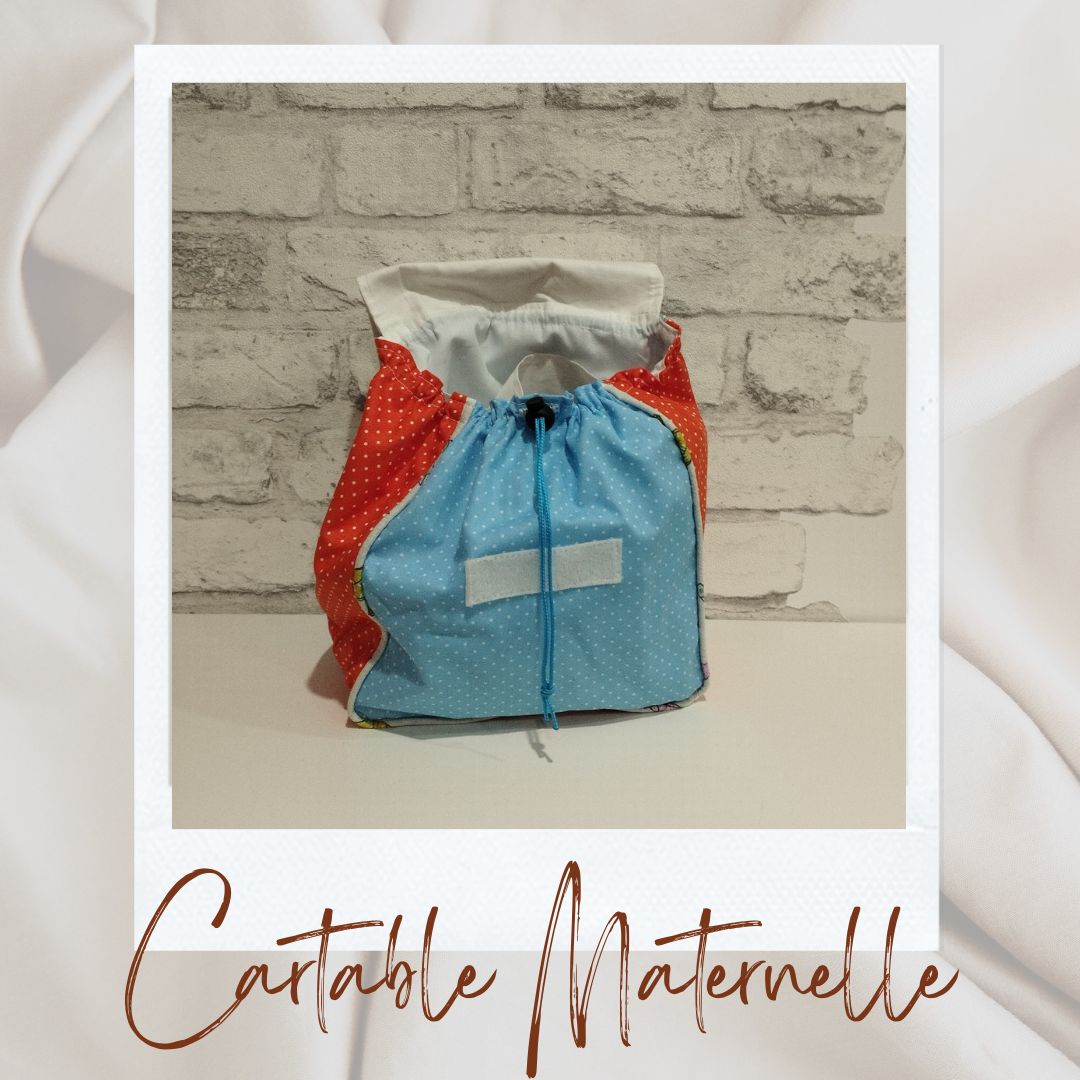 Catable maternelle origami bleu